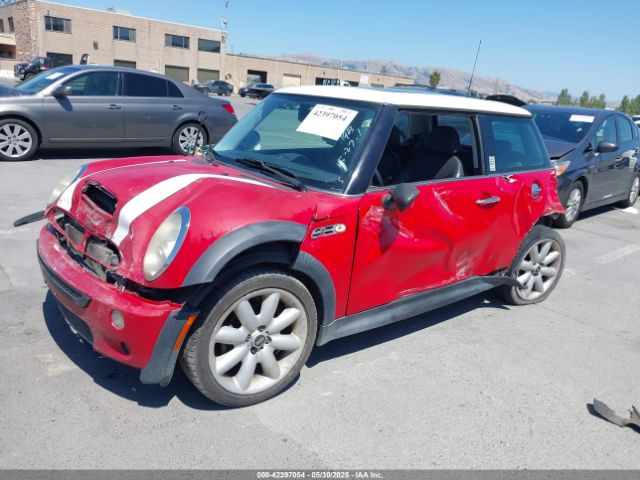 2005 MINI COOPER S WMWRE33515TG96312 Photo 1