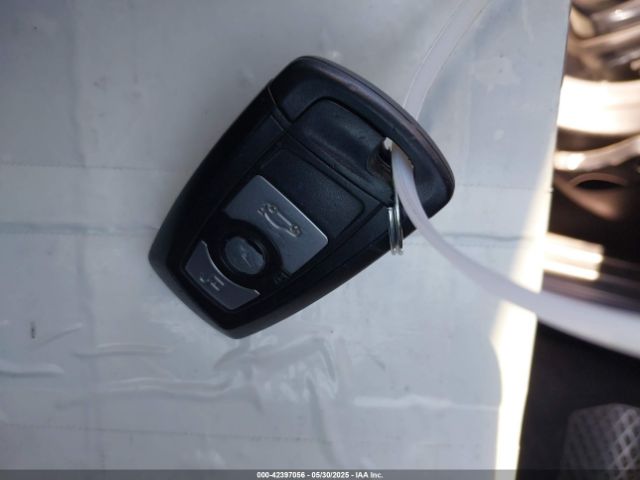 WBA3C1C53FK118104 BMW 328I