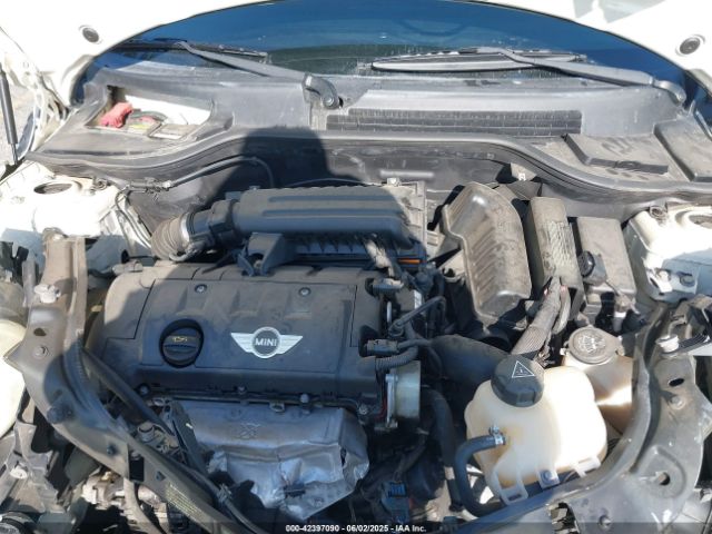 2010 MINI COOPER WMWMF3C52ATZ62130 Photo 9