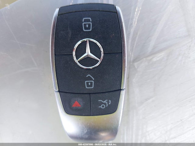 W1N4M4GB5NW174938 Mercedes-Benz m260