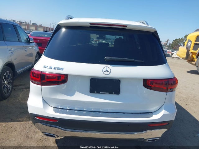 W1N4M4GB5NW174938 Mercedes-Benz m260