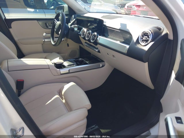 W1N4M4GB5NW174938 Mercedes-Benz m260