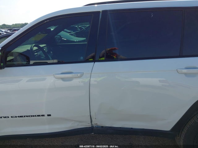 1C4RJJAG5R8504757 Jeep GRAND CHEROKEE L
