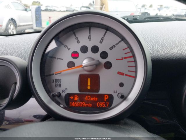 2010 MINI COOPER WMWMF3C51ATZ63656 Photo 6
