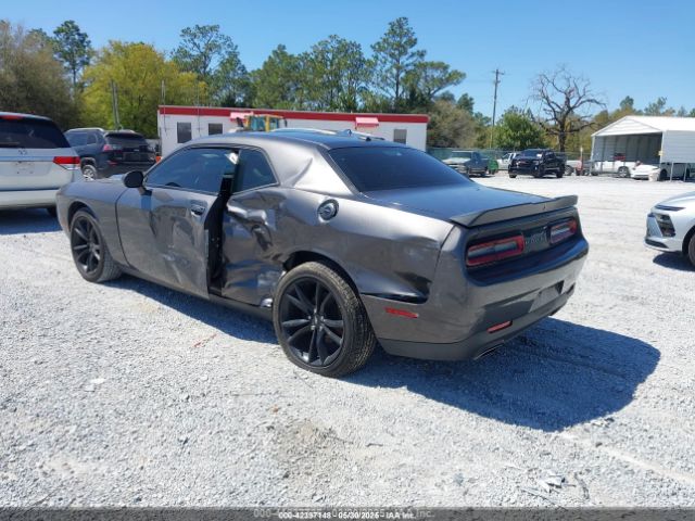 2C3CDZAG1JH294964 Dodge Challenger Sxt