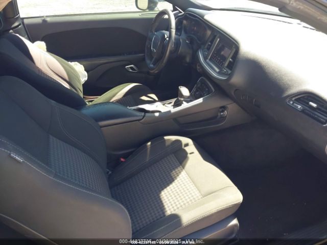 2C3CDZAG1JH294964 Dodge Challenger Sxt