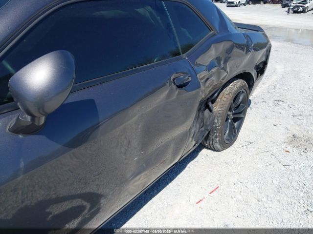 2C3CDZAG1JH294964 Dodge Challenger Sxt