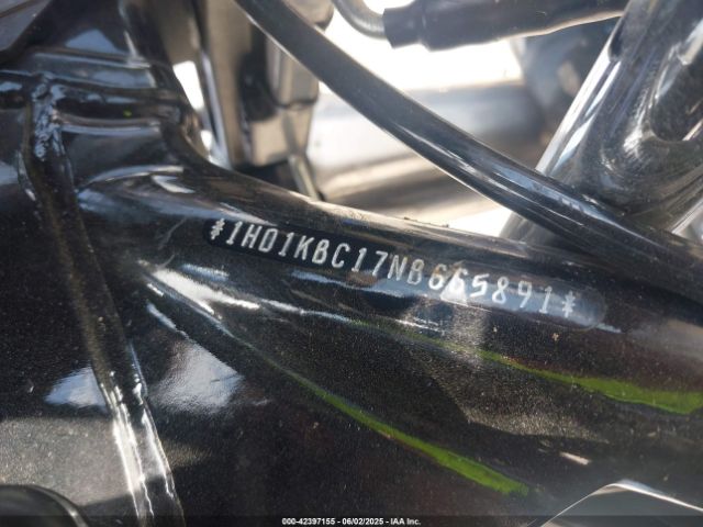 2022 HARLEY-DAVIDSON FLHX 1HD1KBC17NB665891 Photo 9