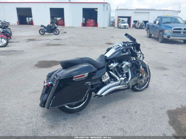 2022 HARLEY-DAVIDSON FLHX 1HD1KBC17NB665891 Photo 3