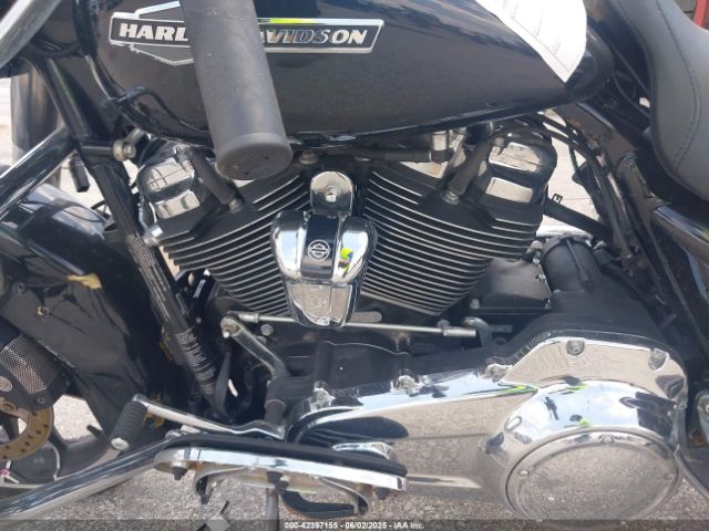 2022 HARLEY-DAVIDSON FLHX 1HD1KBC17NB665891 Photo 8
