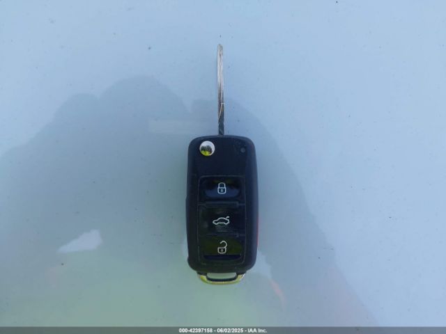 3VWJ17AT2GM608058 Volkswagen Beetle 1.8t Se