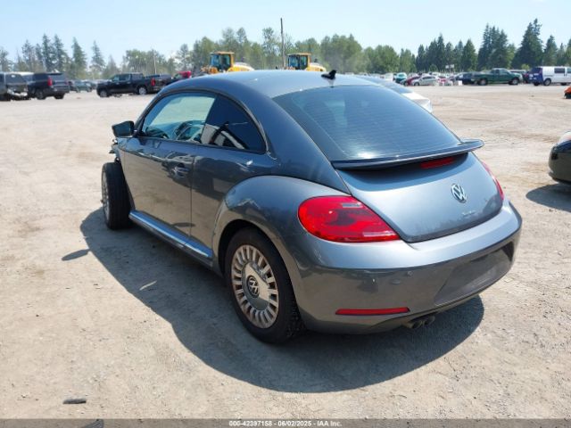 3VWJ17AT2GM608058 Volkswagen Beetle 1.8t Se
