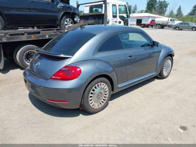 3VWJ17AT2GM608058 Volkswagen Beetle 1.8t Se