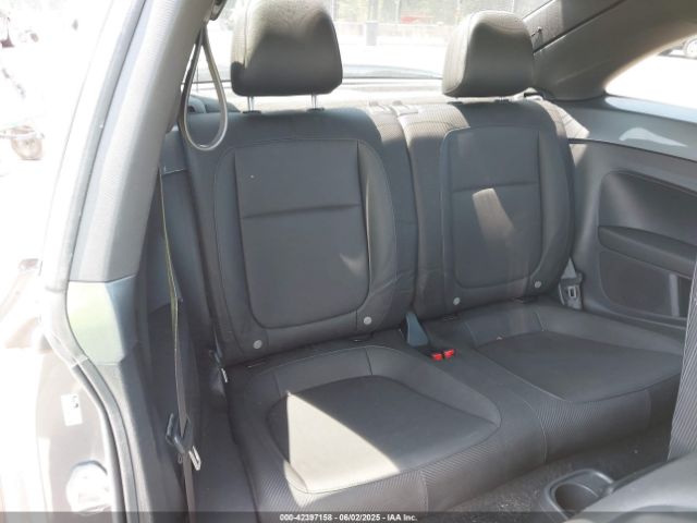 3VWJ17AT2GM608058 Volkswagen Beetle 1.8t Se