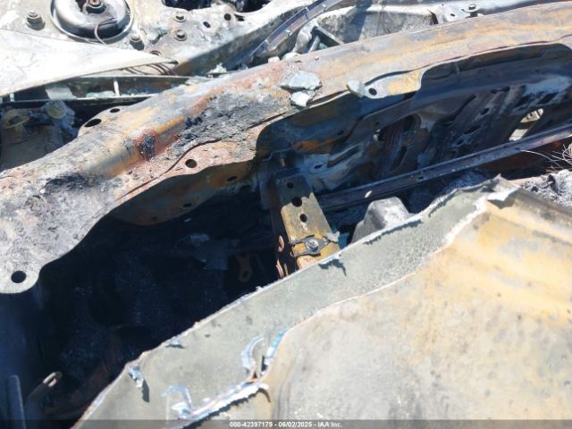 4T1BF1FK3HU815105 Toyota 2ar-fe