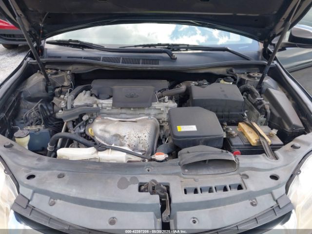 4T1BF1FK0GU216886 Toyota CAMRY SE