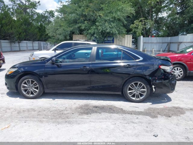 4T1BF1FK0GU216886 Toyota CAMRY SE