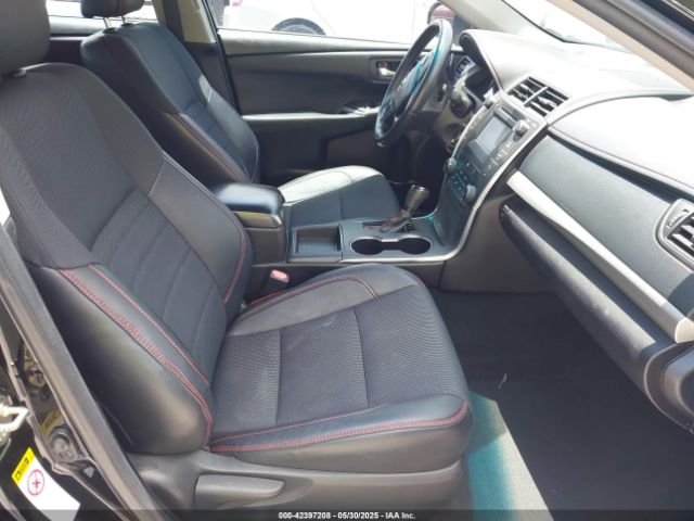 4T1BF1FK0GU216886 Toyota CAMRY SE