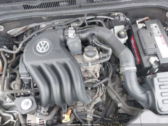 3VW2K7AJ3FM313436 Volkswagen Jetta 2.0l S