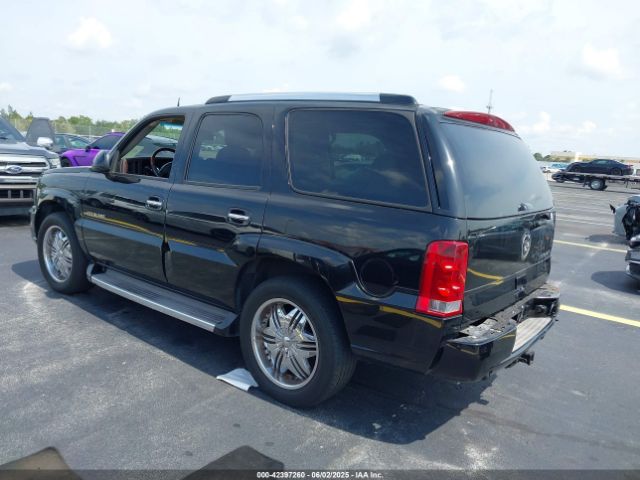 2005 CADILLAC ESCALADE 1GYEC63N05R240590 Photo 2