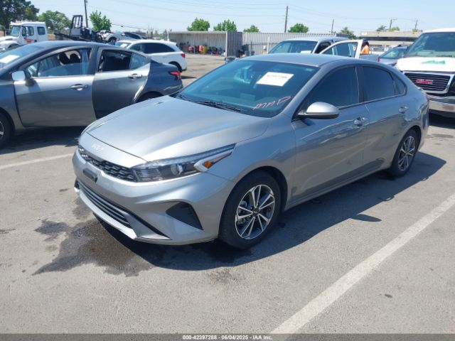 2022 KIA FORTE 3KPF24AD0NE461372 Photo 1