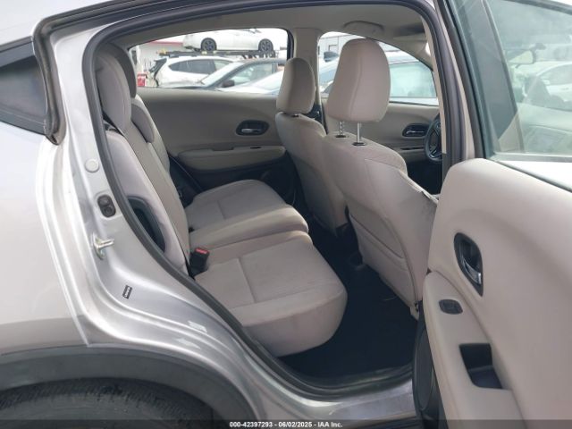 3CZRU5H34JM710664 Honda HR-V LX