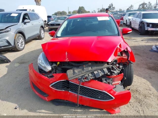 1FADP3F26GL271263 Ford FOCUS SE