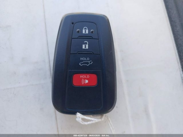 5TDKDRAH3PS526958 Toyota Highlander Xle