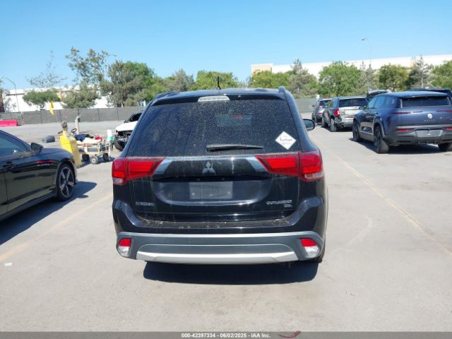 JA4AD3A39GZ044789 Mitsubishi Outlander Sel