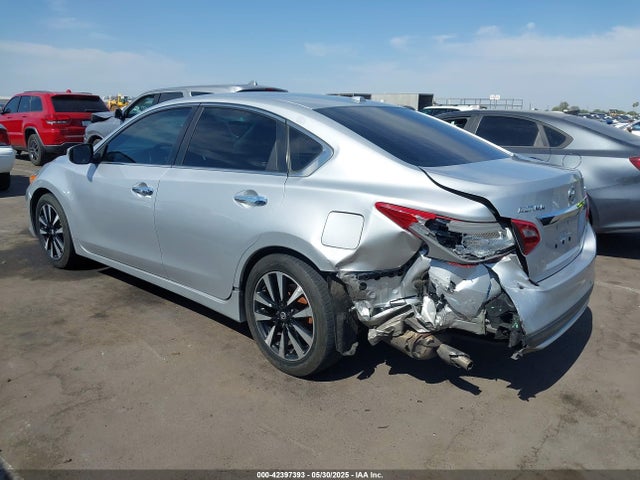 1N4AL3AP9JC249167 Nissan 2018