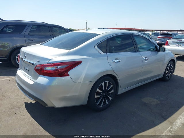 1N4AL3AP9JC249167 Nissan 2018
