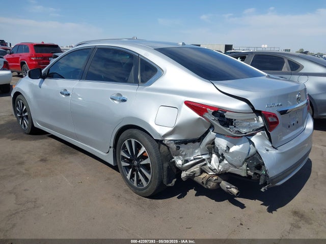 1N4AL3AP9JC249167 Nissan 2018