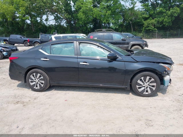 Nissan 2019 2019 1N4BL4BV1KC141327 Image 13