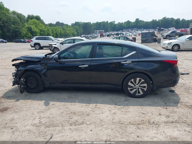 Nissan 2019 2019 1N4BL4BV1KC141327 Image 14