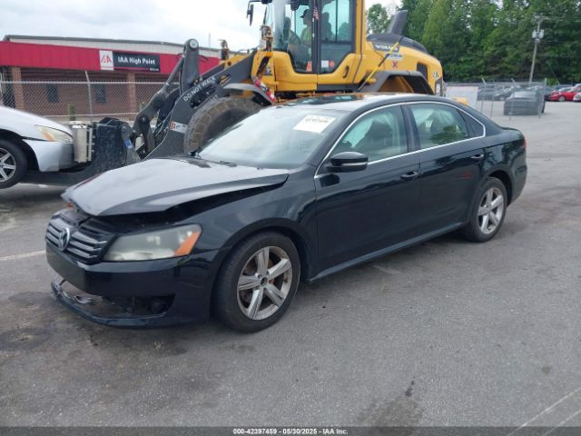 2013 VOLKSWAGEN PASSAT 1VWBH7A38DC088638 Photo 1