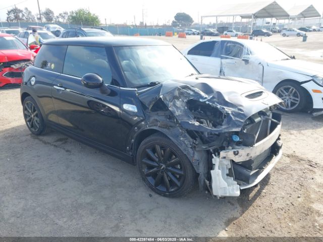 2016 MINI HARDTOP WMWXP7C58G3B49050 Photo 0