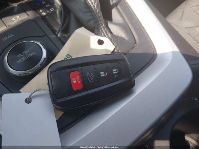 2021 TOYOTA RAV4 HYBRID 4T3RWRFV7MU043264 Photo 10