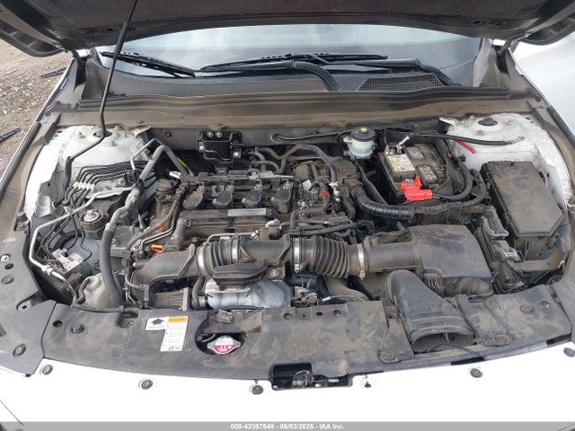 Honda l15be 2018 1HGCV1F33JA248407 Image 10