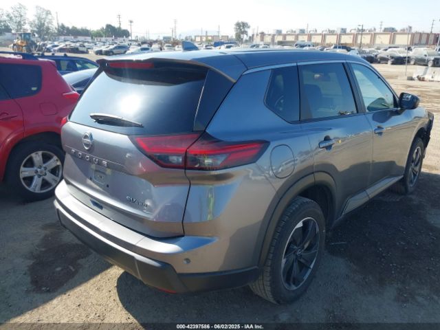 2024 NISSAN ROGUE JN8BT3BB9RW421407 Photo 3