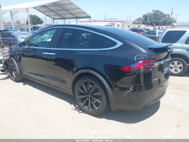 2019 TESLA MODEL X 5YJXCBE25KF151349 Photo 2