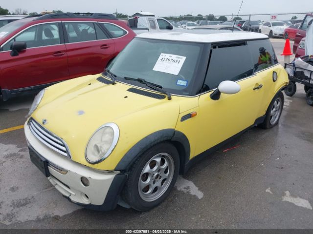 2005 MINI COOPER WMWRC33505TK62367 Photo 1