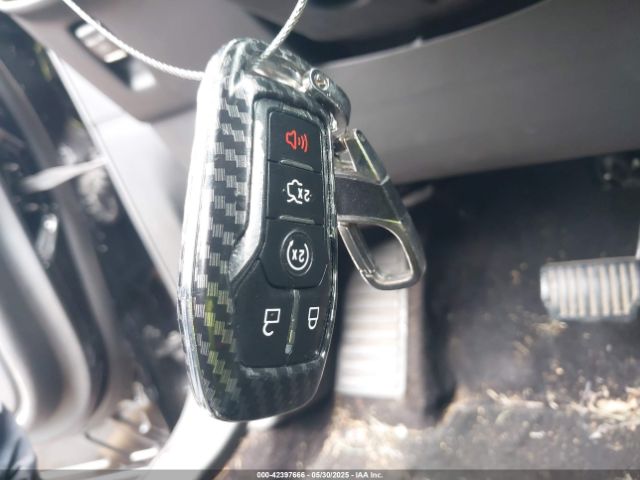 2LMTJ6JR3GBL72807 Lincoln Mkx Premiere