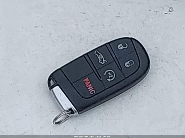 2018 CHRYSLER 300 2C3CCABG3JH266313 Photo 10