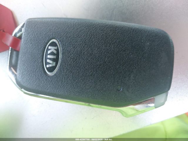KNDJ33AU3L7027851 KIA SOUL EX