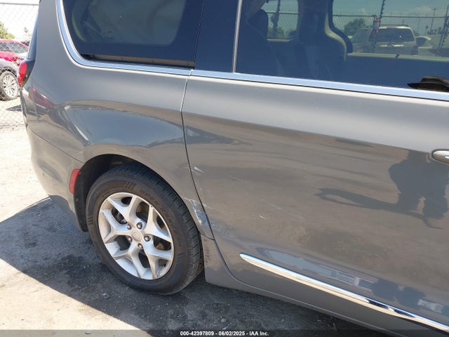 2C4RC1GG4LR135418 Chrysler Pacifica Limited