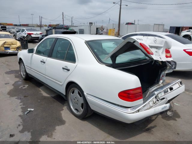 1999 MERCEDES-BENZ E 320 WDBJF65H9XA796769 Photo 2