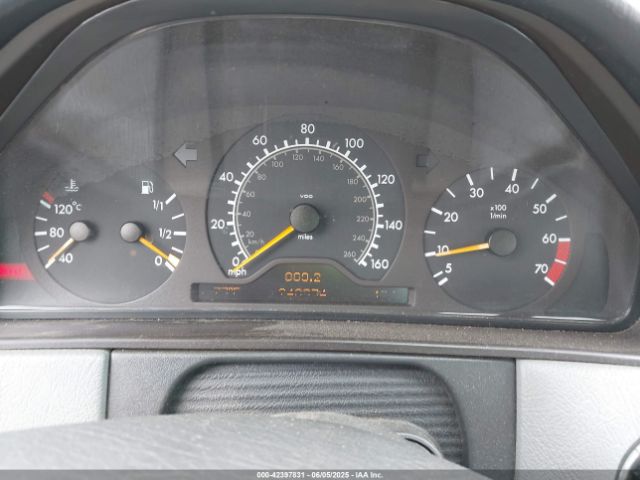 1999 MERCEDES-BENZ E 320 WDBJF65H9XA796769 Photo 6