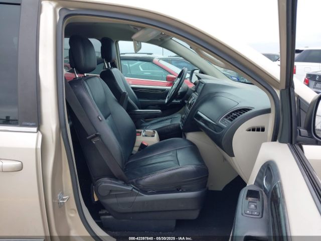 2014 CHRYSLER TOWN & COUNTRY 2C4RC1BG2ER255065 Photo 4