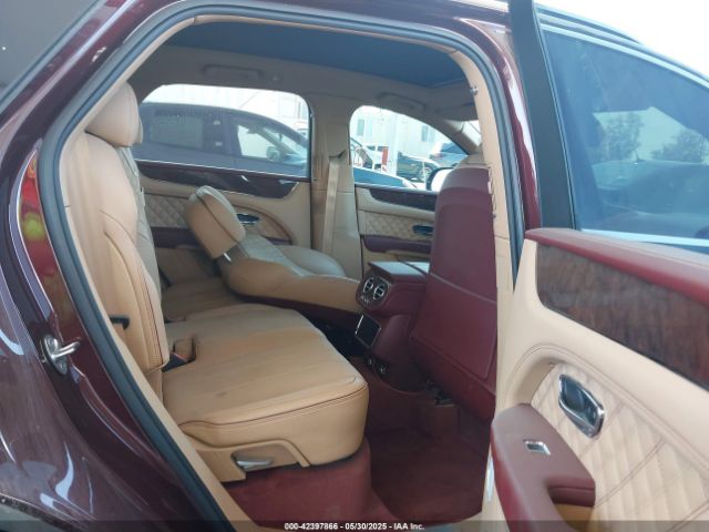 2021 BENTLEY BENTAYGA SJAAM2ZV1MC037602 Photo 7