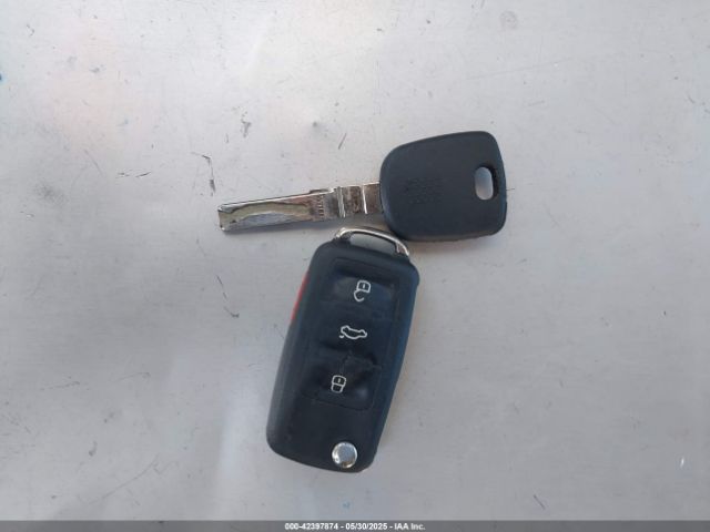 2013 VOLKSWAGEN PASSAT 1VWBP7A32DC013114 Photo 10
